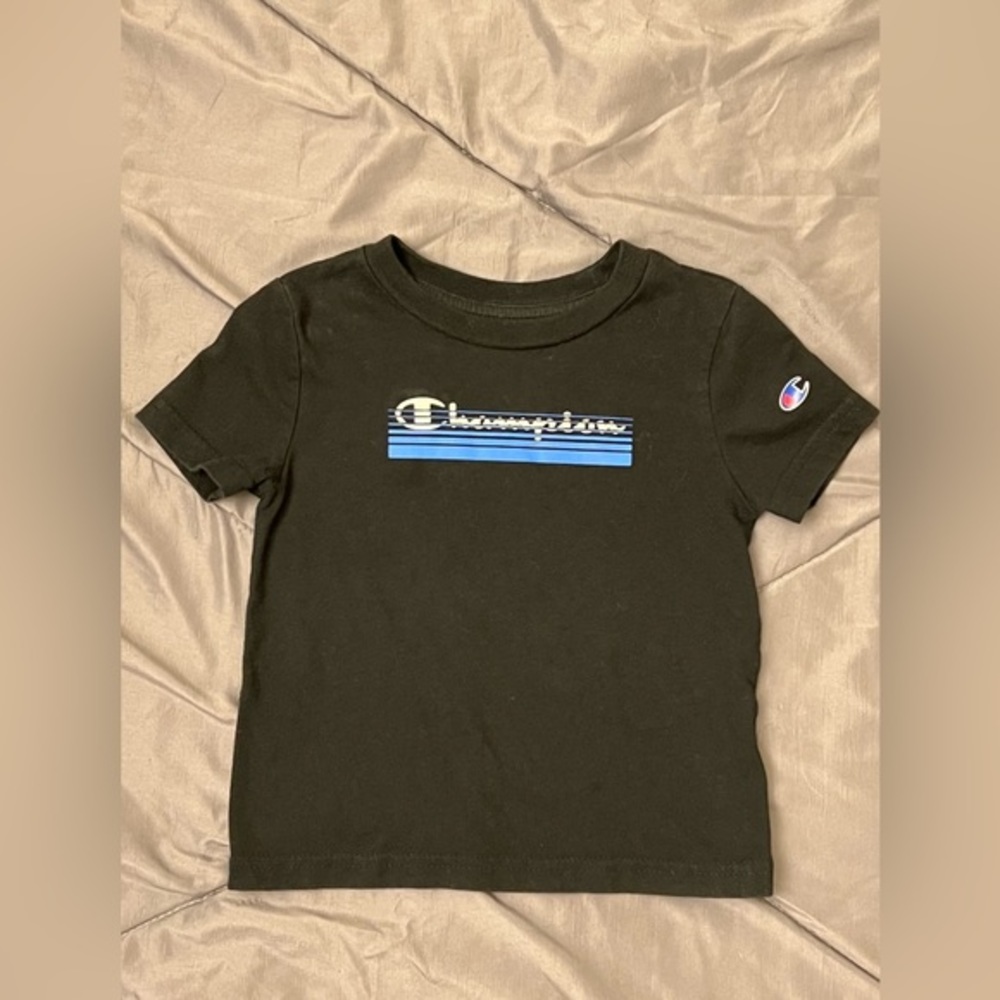 Champions Toddler Boy Sz 2T Short Sleeve T Shirt